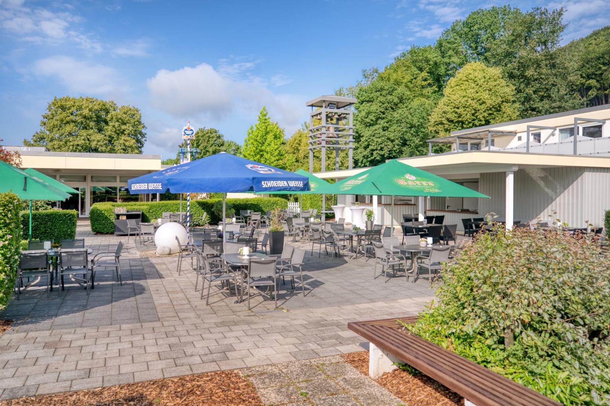 Hotel Wiehen-Therme Hullhorst Bagian luar foto
