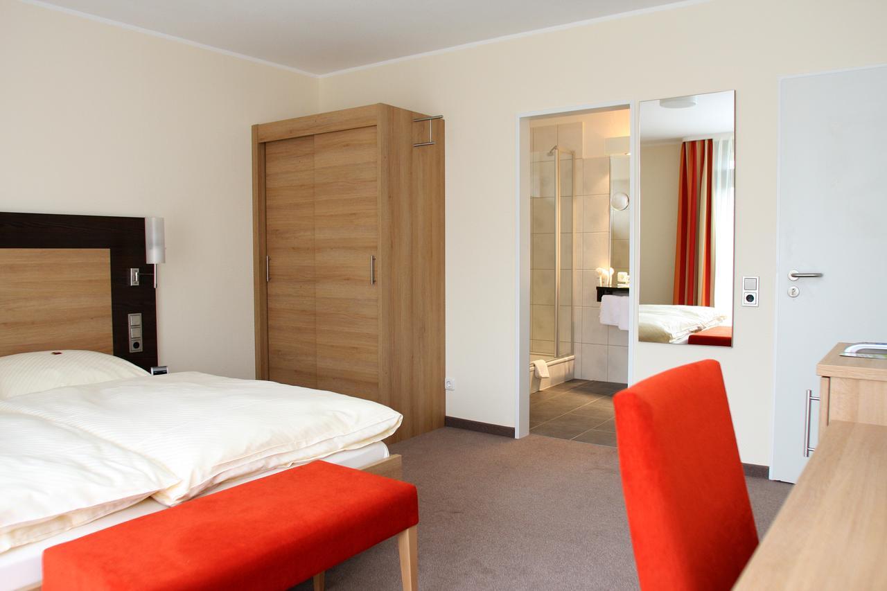 Hotel Wiehen-Therme Hullhorst Bagian luar foto
