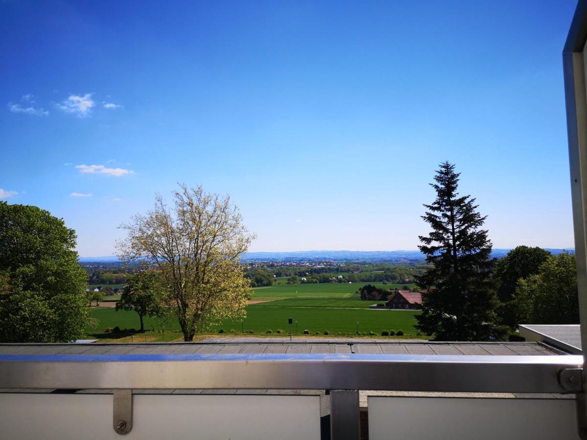 Hotel Wiehen-Therme Hullhorst Bagian luar foto